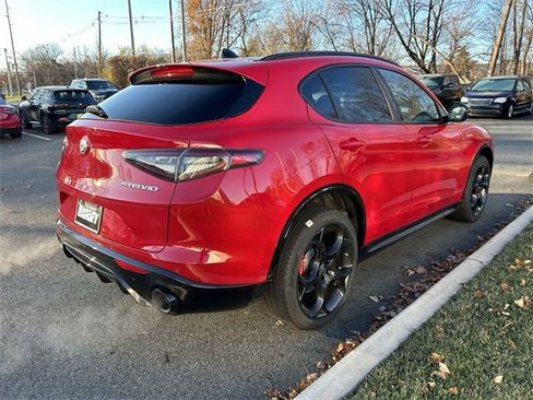 New 2025 Alfa Romeo Stelvio Sprint w/ Veloce Package image 8