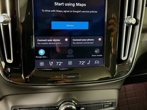 Used 2023 Volvo C40 P8 Recharge Plus w/ Climate Package image 17