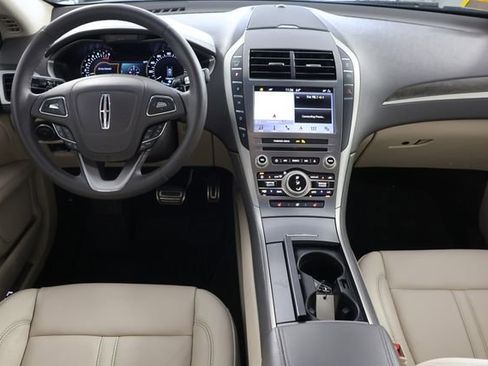Used 2019 Lincoln MKZ Reserve w/ Reserve Plus Package AWD/4WD image 2