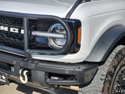 Used 2023 Ford Bronco Wildtrak AWD/4WD image 10