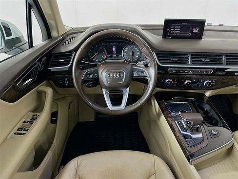 Used 2017 Audi Q7 3.0T Premium Plus image 27
