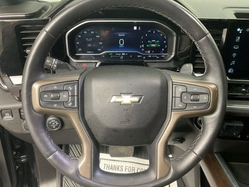 Certified 2023 Chevrolet Silverado 1500 High Country w/ Technology Package image 16