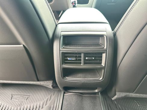 New 2026 Cadillac XT5 Premium Luxury w/ LPO, ONYX Package FWD image 35