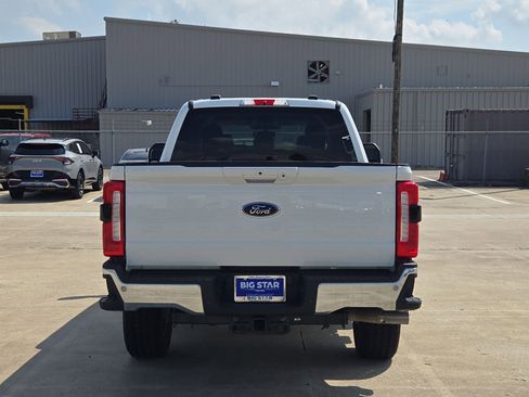 Used 2025 Ford F250 Lariat AWD/4WD image 5
