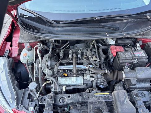 Used 2025 Nissan Versa SV FWD image 30