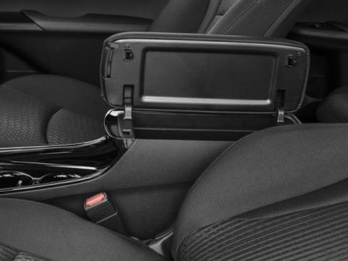 Used 2017 Toyota Prius Prime Advanced w/ Preferred Accessory Package image 15