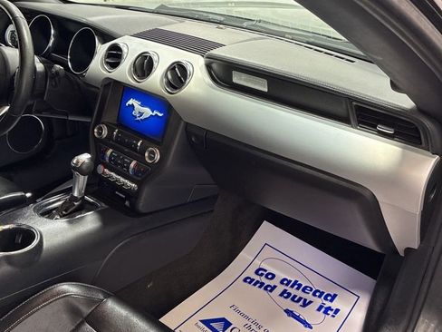 Used 2017 Ford Mustang Premium image 25