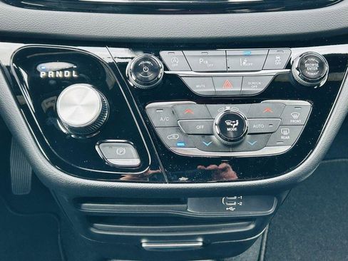 New 2026 Chrysler Voyager LX image 23