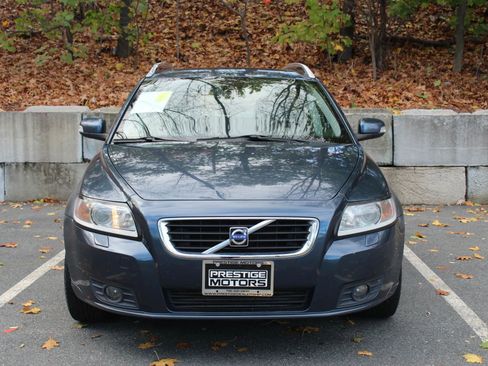 Used 2008 Volvo V50 T5 AWD/4WD image 3