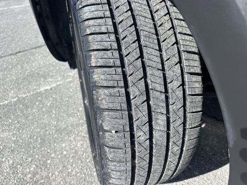 Used 2023 Kia Telluride S image 32