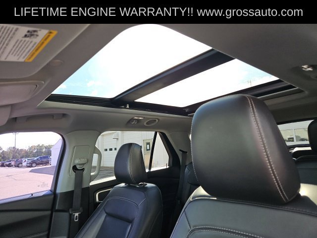 Used 2023 Ford Explorer XLT w/ Equipment Group 202A AWD/4WD image 28
