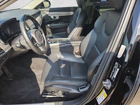 Used 2023 Volvo S90 B6 Plus AWD/4WD image 16