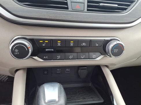 Used 2023 Nissan Altima 2.5 SV w/ SV Premium Package image 20