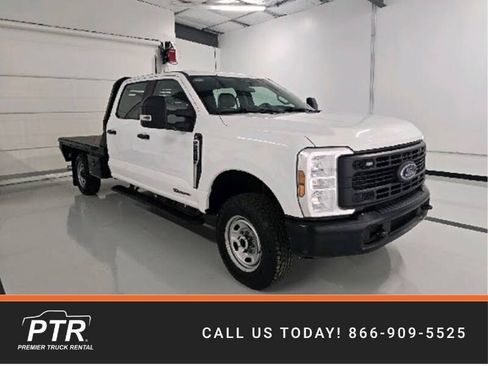 Used 2024 Ford F250 XL AWD/4WD image 1