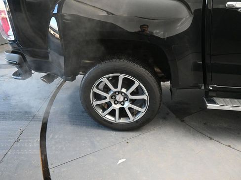 Used 2019 GMC Canyon Denali image 23