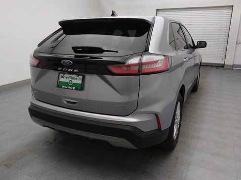 Used 2024 Ford Edge SEL image 7
