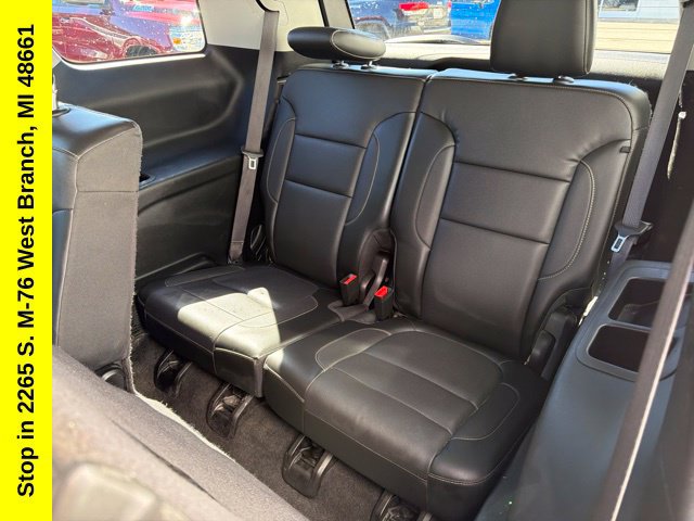 Used 2017 GMC Acadia SLT AWD/4WD image 25