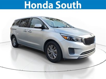 Used 2017 Kia Sedona L