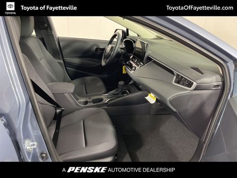Used 2026 Toyota Corolla LE image 6