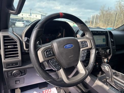 Used 2018 Ford F150 Raptor w/ Equipment Group 802A Luxury image 19