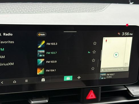 New 2026 Kia Carnival LXS image 17