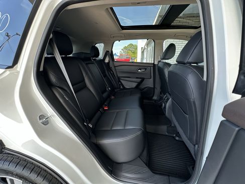 Used 2023 Nissan Rogue SL w/ SL Premium Package AWD/4WD image 27