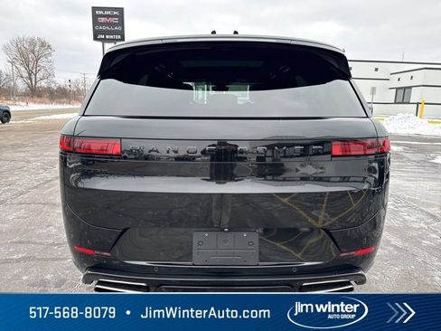 Used 2024 Land Rover Range Rover Sport Dynamic SE image 13