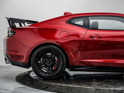 Used 2023 Chevrolet Camaro ZL1 RWD image 28