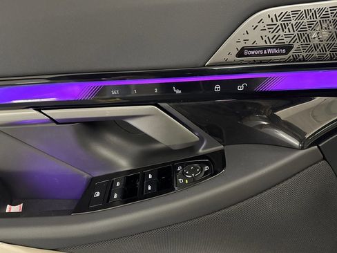 Used 2026 BMW i5 eDrive40 w/ Convenience Package image 13