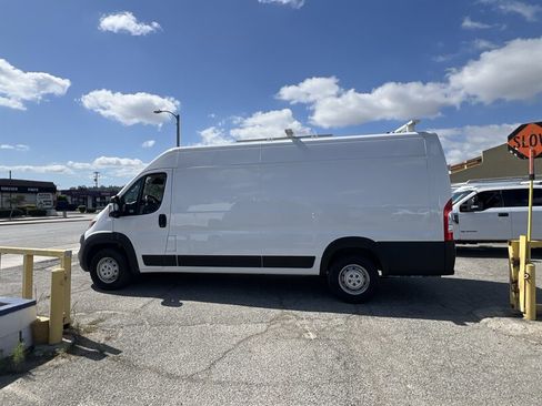 Used 2023 RAM ProMaster 3500 FWD image 4