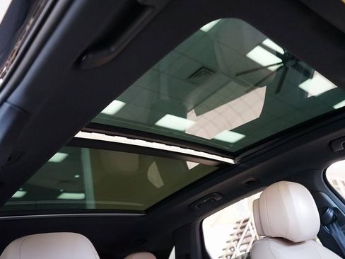 Used 2020 Porsche Cayenne image 10