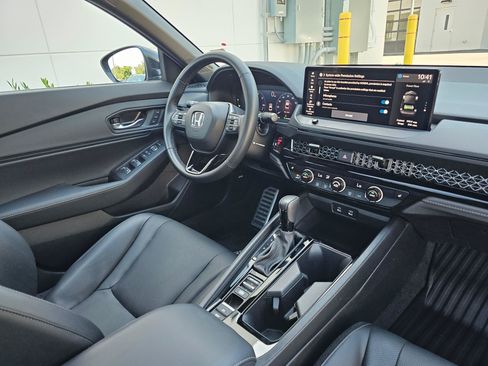 Used 2024 Honda Accord Sport image 10
