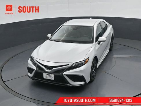 Used 2024 Toyota Camry SE FWD image 46