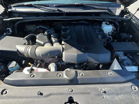 Used 2023 Toyota 4Runner TRD Off-Road Premium w/ Off Road Premium Plus Package image 10