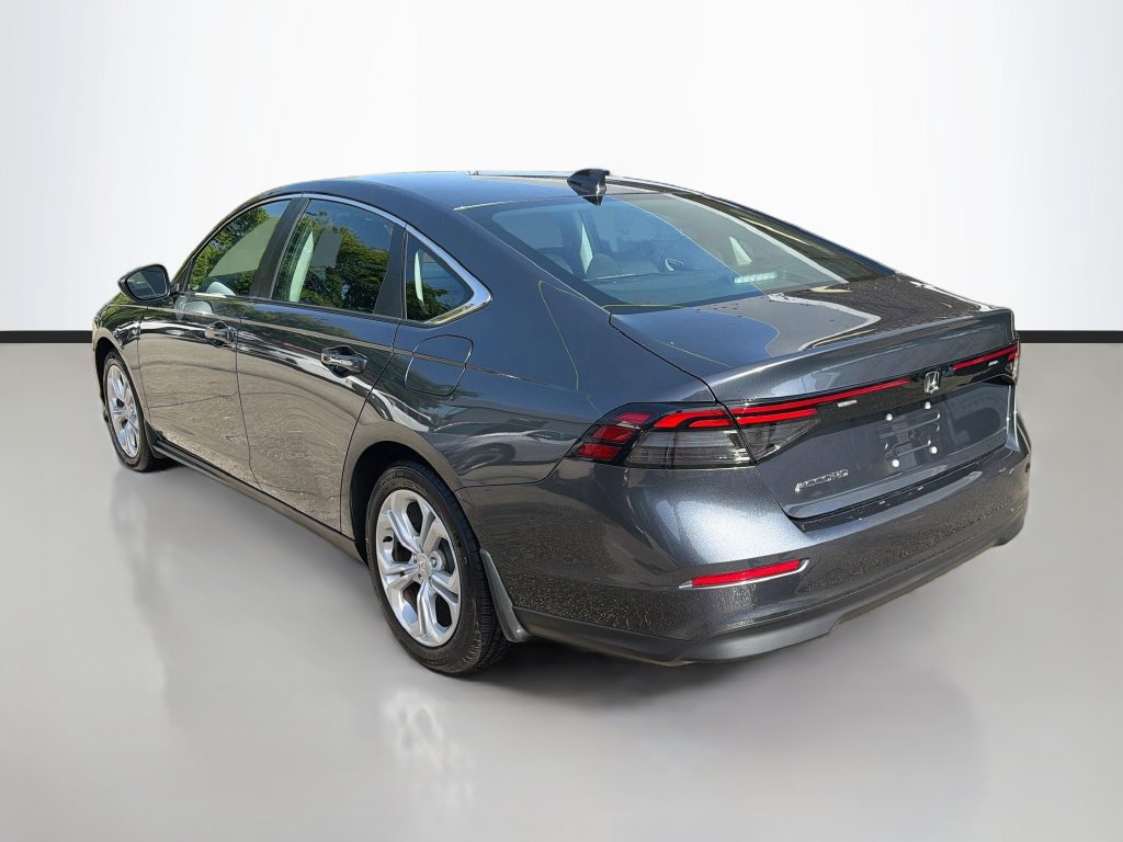 Certified 2025 Honda Accord LX image 5
