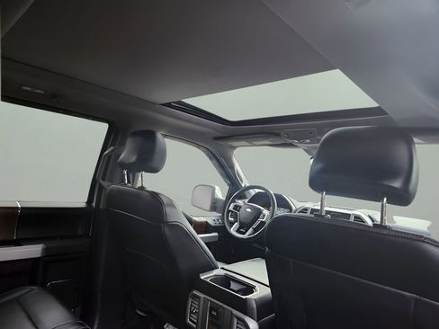 Used 2016 Ford F150 Lariat w/ Equipment Group 502A Luxury image 17