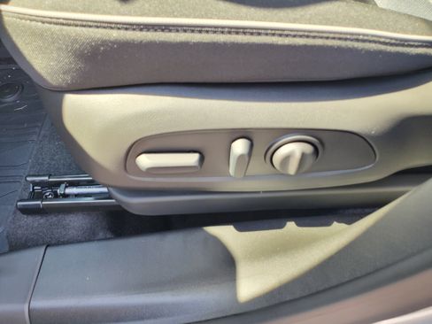 New 2026 Chevrolet TrailBlazer LT w/ Convenience Package image 5