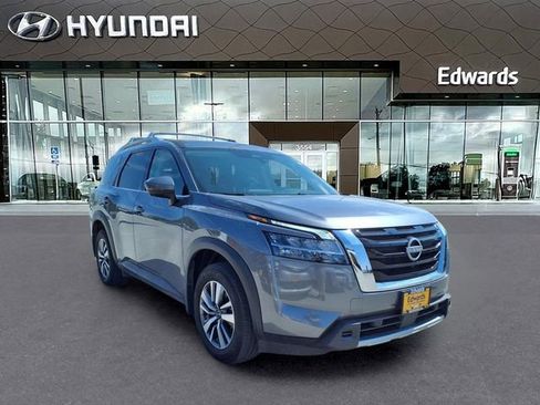 Used 2024 Nissan Pathfinder SL w/ Cargo Package AWD/4WD image 12