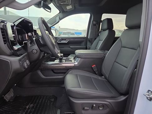 New 2026 Chevrolet Silverado 1500 LTZ w/ Z71 Off-Road Package image 10