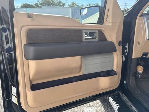 Used 2014 Ford F150 Lariat w/ Lariat Chrome Package AWD/4WD image 17