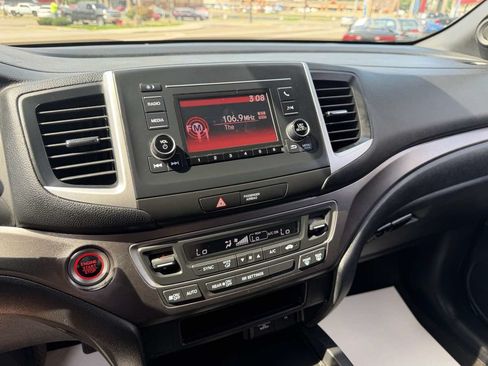 Used 2019 Honda Passport Sport image 22