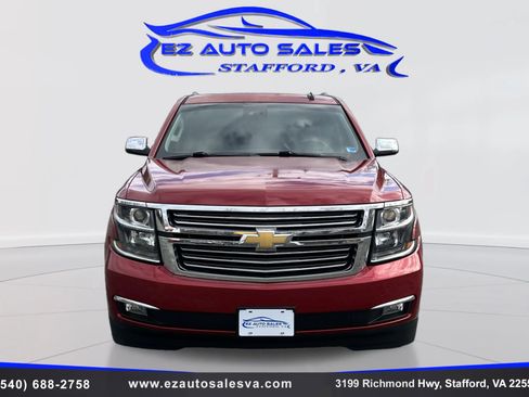 Used 2015 Chevrolet Suburban LTZ image 2