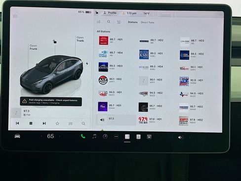 Used 2022 Tesla Model Y Performance image 19