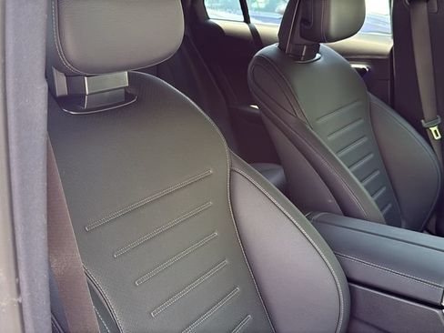 Certified 2025 Mercedes-Benz GLC 300 image 11