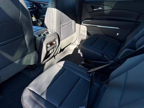 New 2026 Chevrolet Traverse Z71 w/ Driver Confidence Package image 15