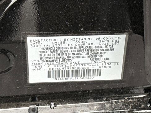 New 2025 Nissan Versa SR w/ Trunk Package image 29