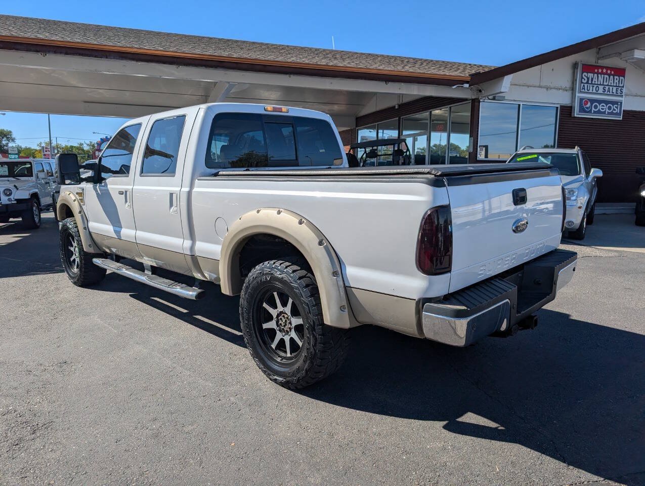 Used 2010 Ford F250 Lariat AWD/4WD image 5