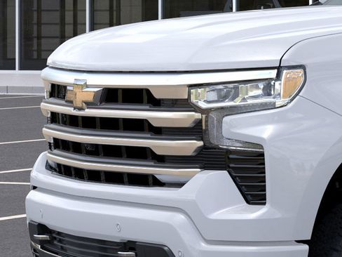 New 2026 Chevrolet Silverado 1500 High Country w/ Technology Package AWD/4WD image 15