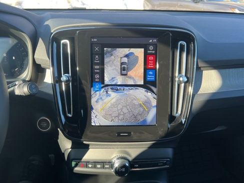 New 2026 Volvo XC40 B5 Ultra w/ Protection Package Premier image 31