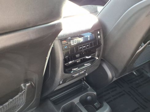 Used 2023 Jeep Grand Cherokee L Laredo AWD/4WD image 7